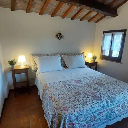 Дом отдыха La Casetta Sulle Mura Сантарканджело-ди-Романья